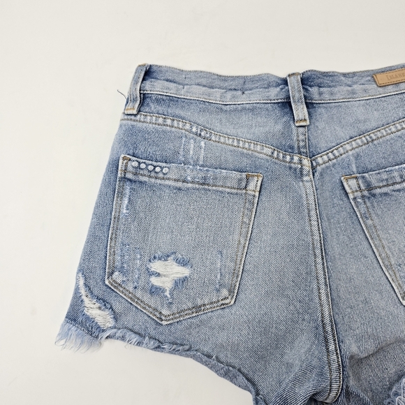 BlankNYC Distressed High Rise Denim Shorts 24 - Picture 6 of 11